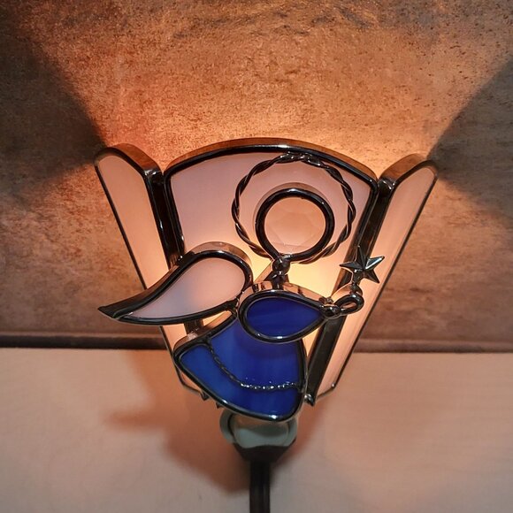 Stained Glass Angel Plug In Nightlight Blue White Silver Plate Finish - Picture 2 of 14